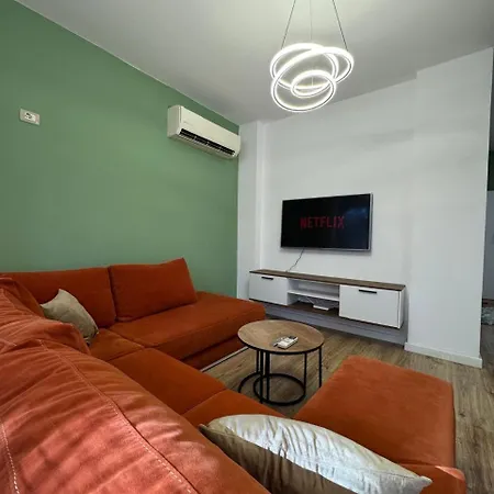 Seaside Royal Golem (Tirana)