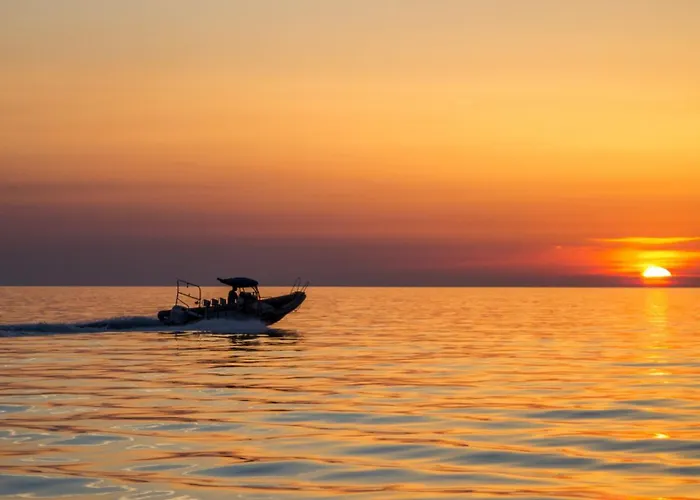 Seaside Royal * Golem (Tirana)