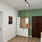 Seaside Royal Apartmán Golem (Tirana)