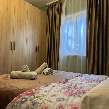Seaside Royal Apartamento Golem (Tirana)